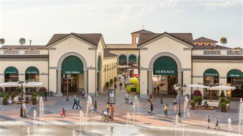 serravalle designer outlet offerte.